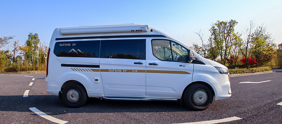 23款福特新全顺趣蜂B660房车